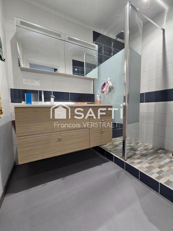 Appartement - 100 m² - 6 pièces