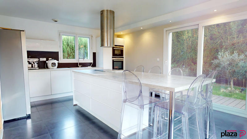 Maison - 112 m² - 4 pièces