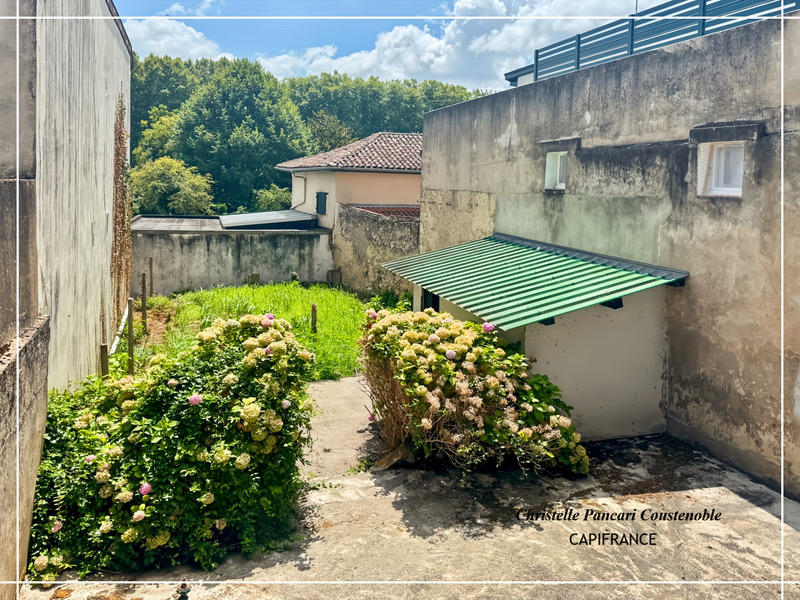 Maison - 157 m² - 8 pièces