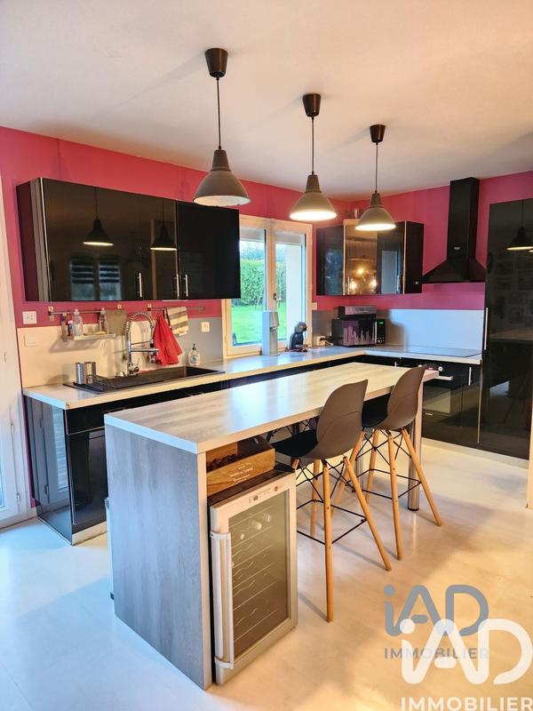 Maison - 102 m² - 5 pièces