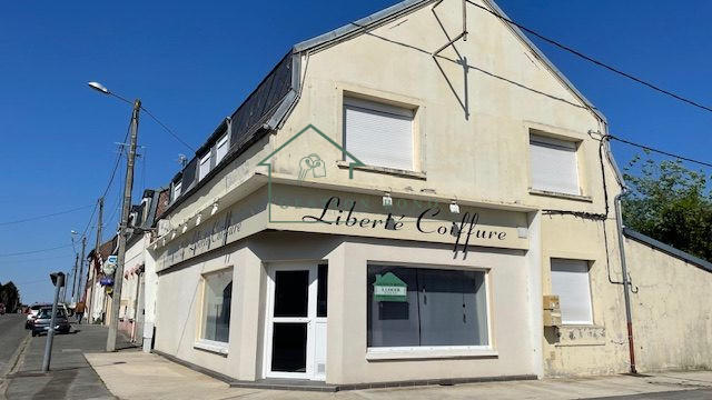 Immeuble - 90 m² - 2 pièces