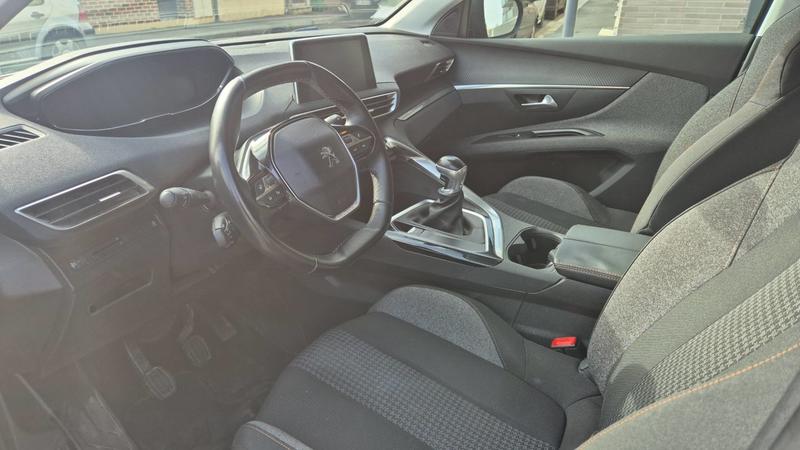 Peugeot 5008 II 1.2 PureTech 130 Active - 7 places