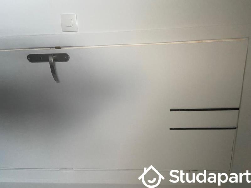 Chambre - 10 m² - 1 pièce