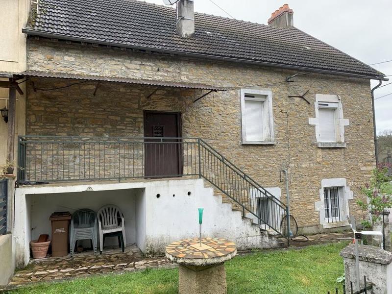 Maison de village - 104 m² - 4 pièces