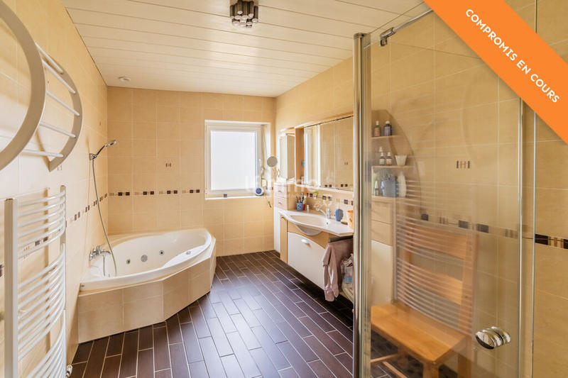 Maison - 165 m² - 5 pièces