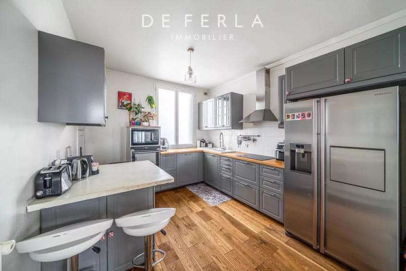 Duplex - 142 m² - 5 pièces