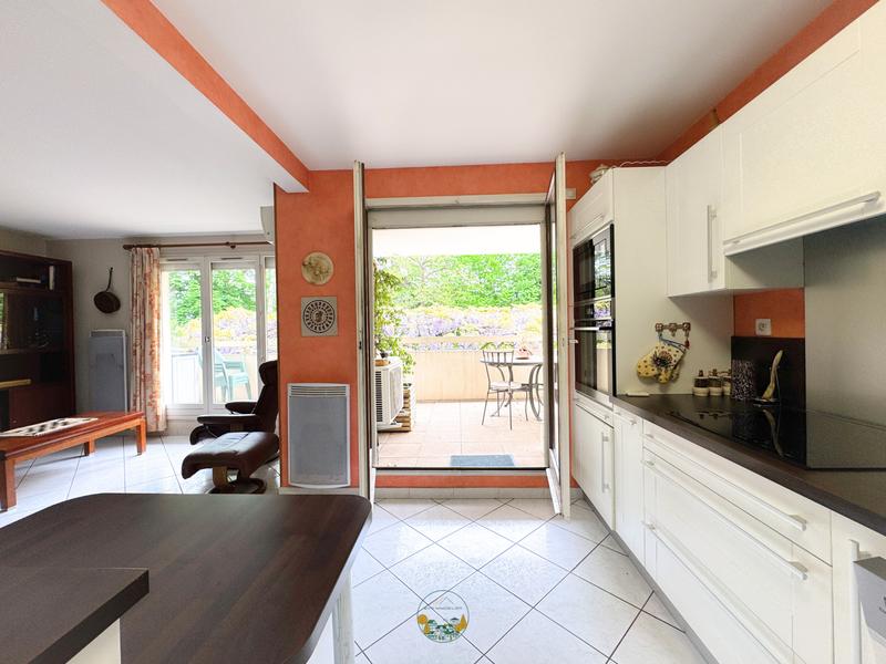 Appartement - 75 m² - 4 pièces