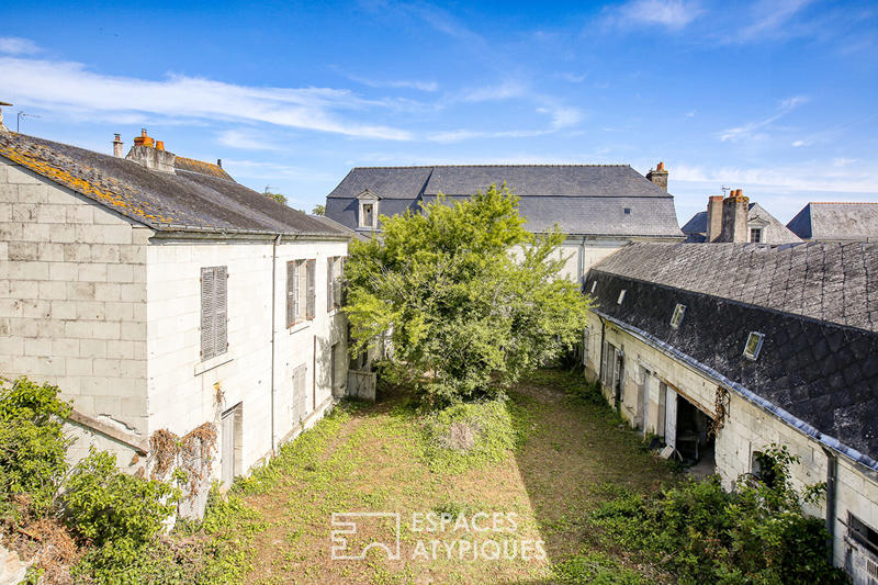 Maison - 440 m² - 20 pièces