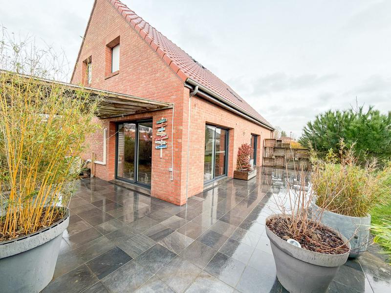 Maison - 140 m² - 6 pièces