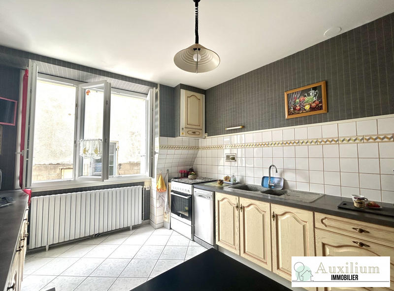 Maison ancienne - 180 m² - 5 pièces