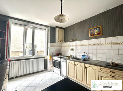 Maison ancienne - 180 m² - 5 pièces