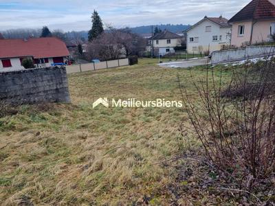 Terrain constructible - 960 m²