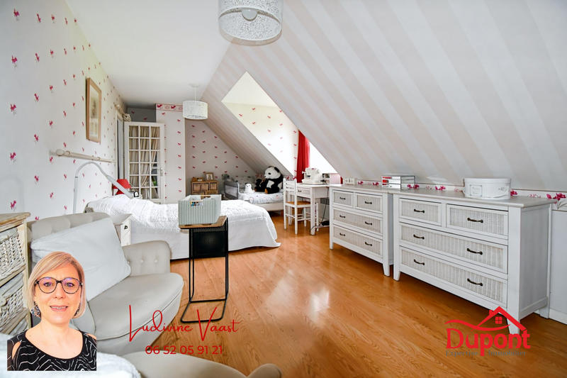 Maison - 185 m² - 7 pièces