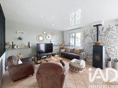 Maison - 90 m² - 4 pièces