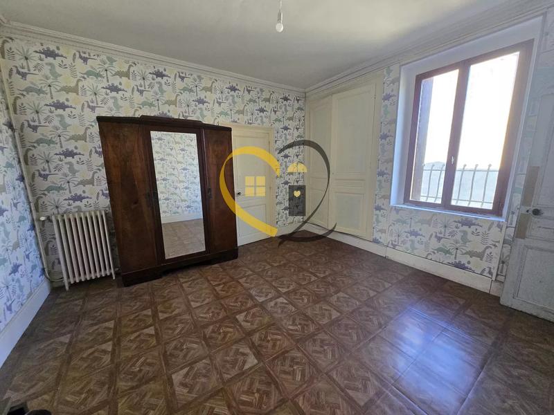 Maison - 226 m² - 11 pièces