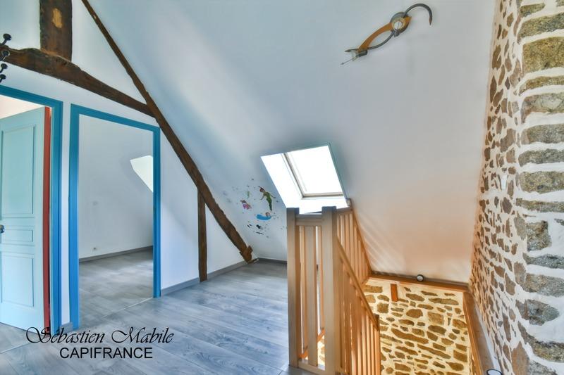 Maison - 95 m² - 5 pièces