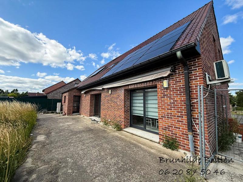 Maison - 170 m² - 8 pièces