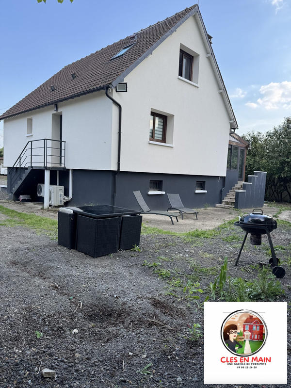 Maison traditionnelle - 105 m² - 6 pièces