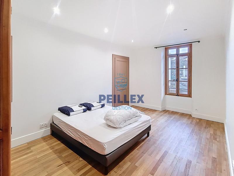 Appartement - 114 m² - 5 pièces