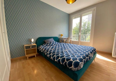 Appartement - 75 m² - 5 pièces