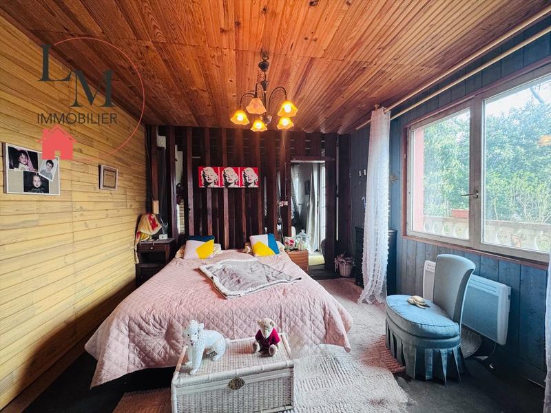 Maison - 236 m² - 7 pièces