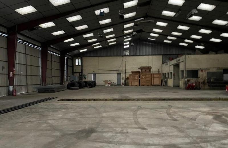 Atelier d'activités - 1 350 m² - 1 pièce