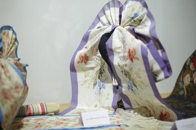 Atelier : apprendre à nouer une coiffe alsacienne