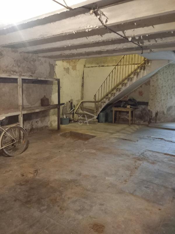 Maison - 220 m² - 3 pièces