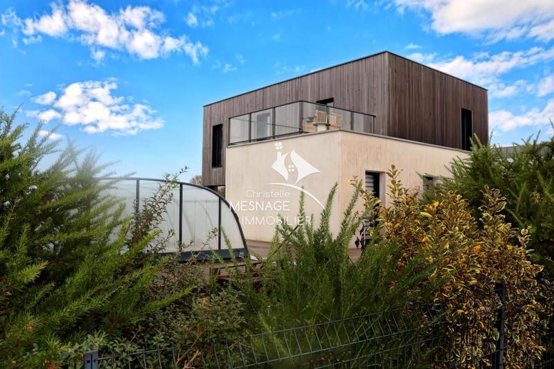 Maison - 145 m² - 4 pièces