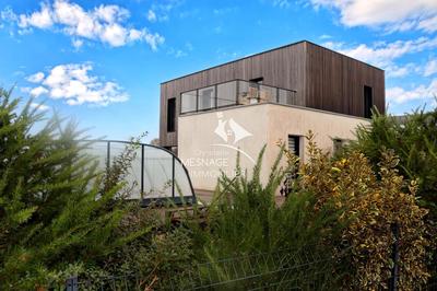 Maison - 145 m² - 4 pièces