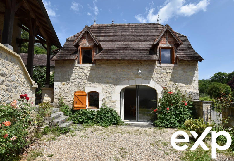 Maison traditionnelle - 201 m²