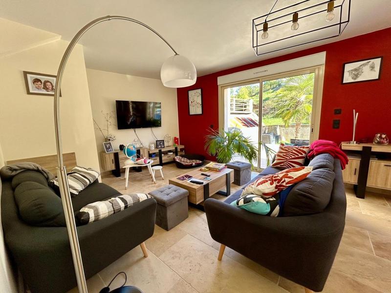 Maison - 155 m² - 6 pièces