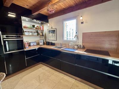 Villa - 150 m² - 5 pièces