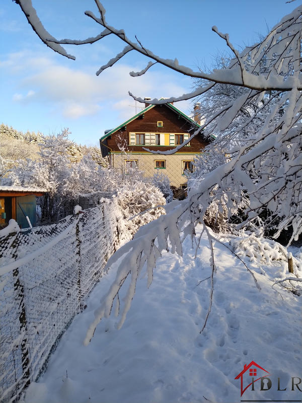 Maison - 277 m² - 10 pièces