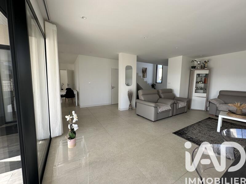 Maison - 150 m² - 6 pièces