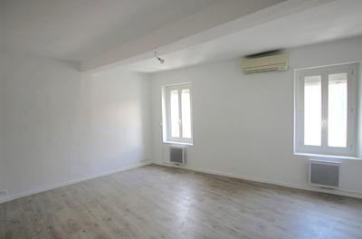 Immeuble - 69 m² - 3 pièces