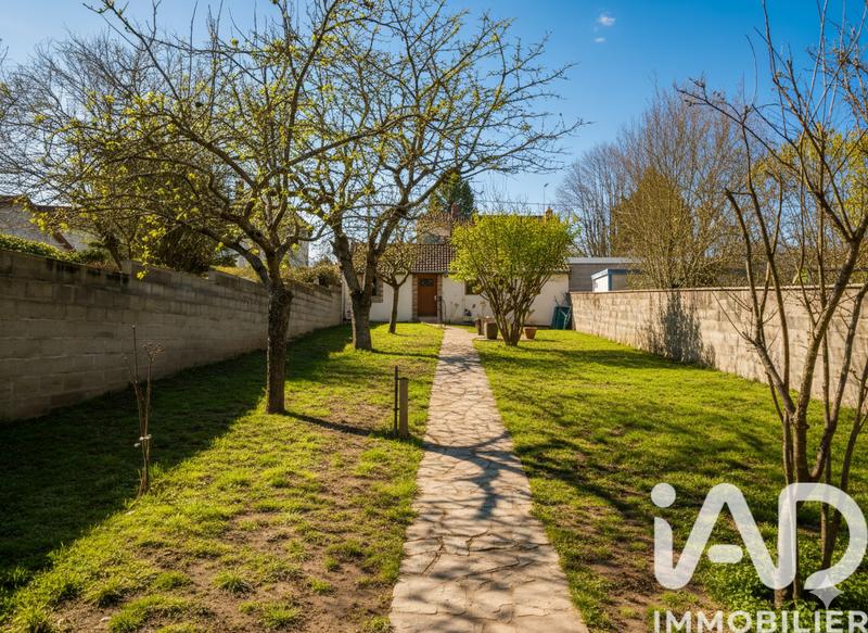 Maison de ville - 111 m² - 5 pièces