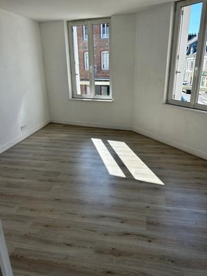 Appartement - 85 m² - 3 pièces