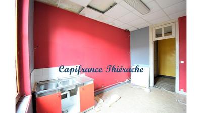 Local d'activité / Entrepôt - 141 m² - 7 pièces