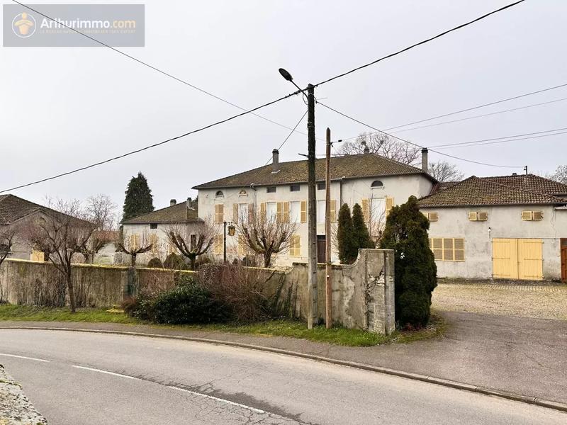 Maison - 400 m² - 12 pièces