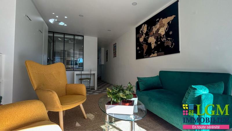 Studio - 25 m² - 1 pièce