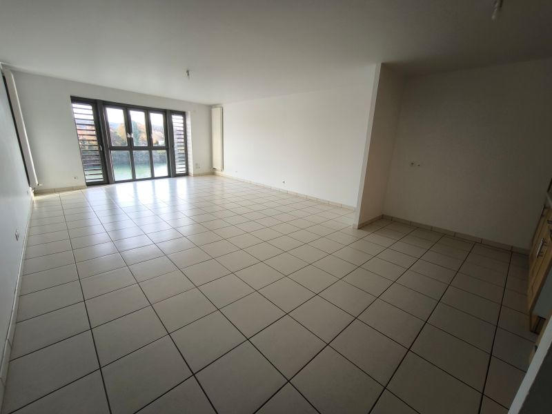 Appartement - 86 m² - 3 pièces