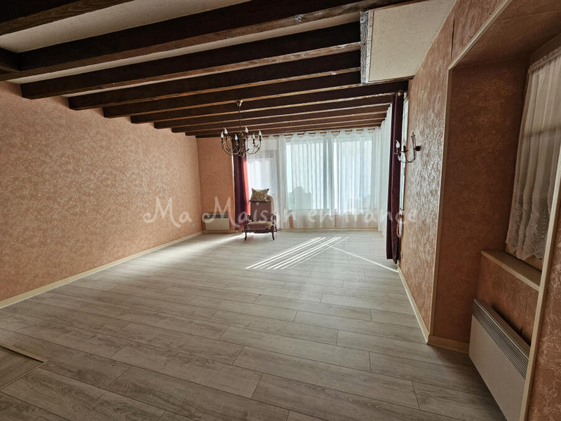 Maison - 140 m² - 7 pièces