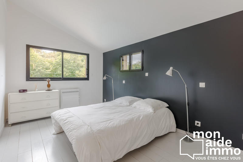 Maison contemporaine - 228 m² - 8 pièces