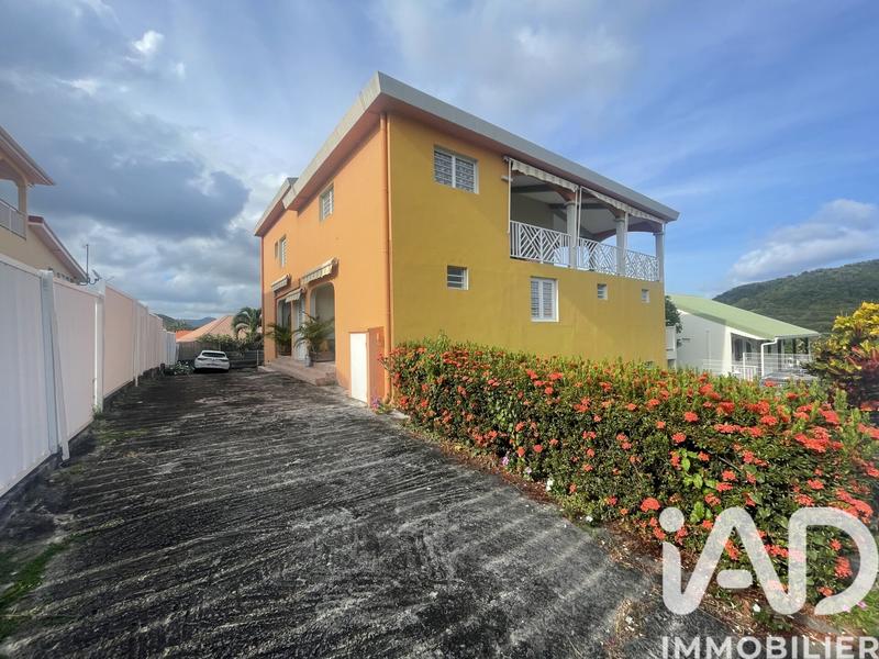 Maison - 361 m² - 14 pièces