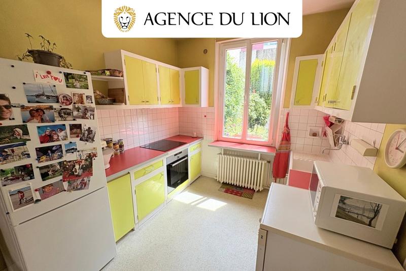 Maison - 121 m² - 6 pièces