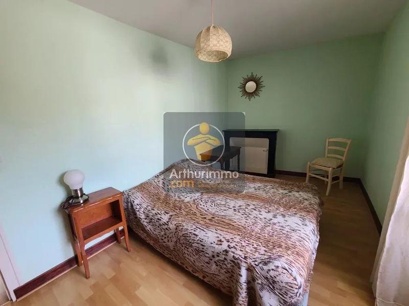 Maison - 134 m² - 9 pièces