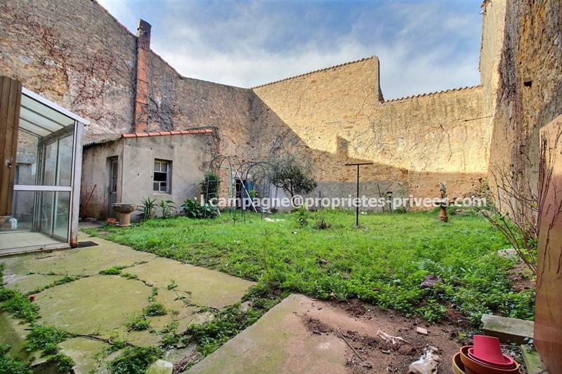 Propriété - 136 m² - 8 pièces