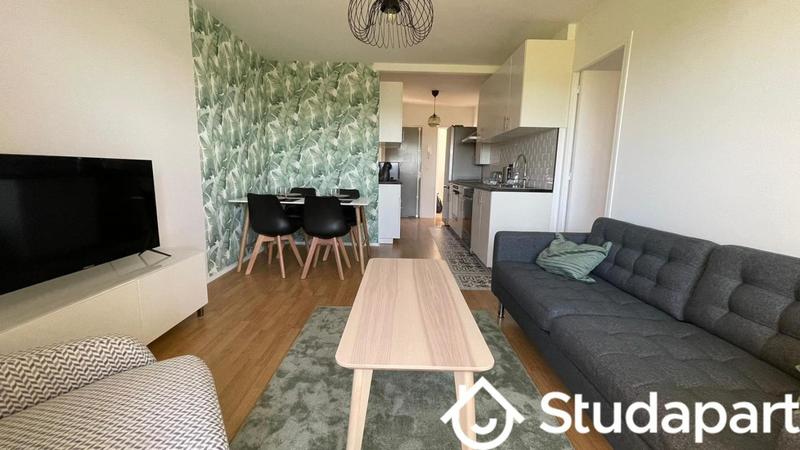 Chambre - 14 m² - 1 pièce