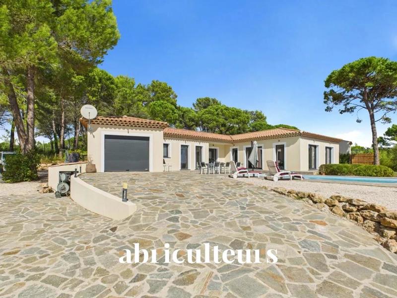 Maison - 186 m² - 4 pièces